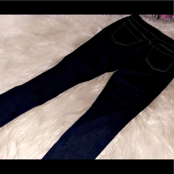 🆕MAURICES Dark Wash Skinny Jean - Picture 3 of 4